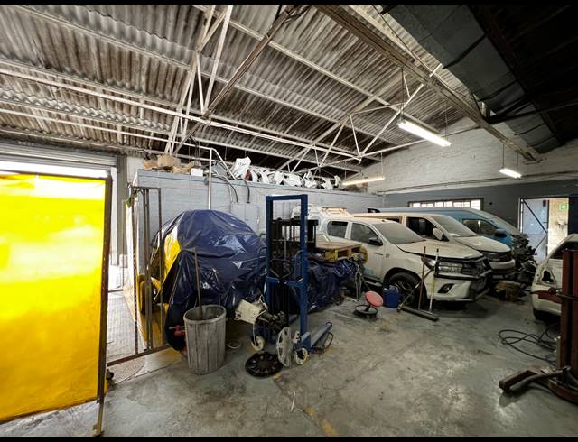 815M² STORAGE UNIT TO LET IN PAROW EAST
